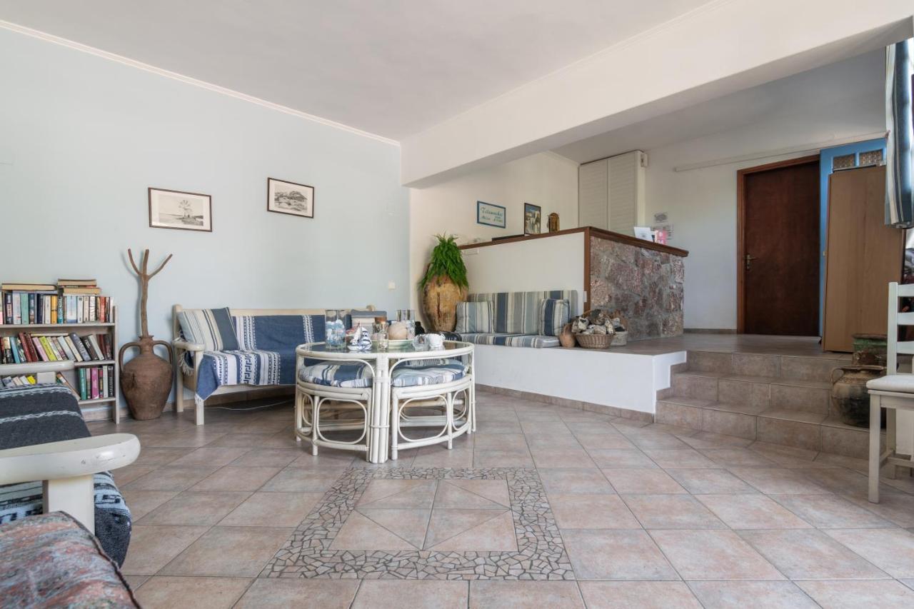 Tilemachos Rooms & Studios Adamantas  Exterior photo