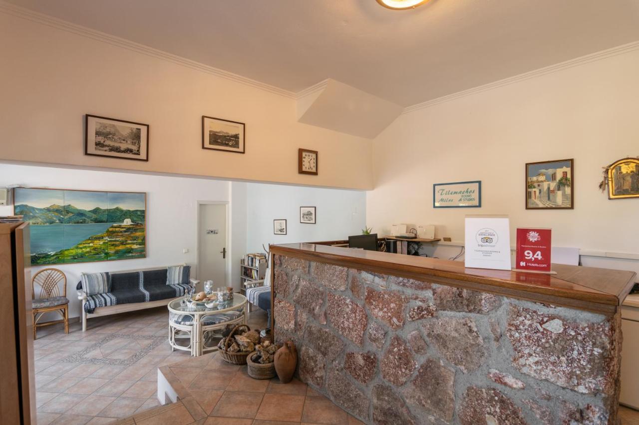 Tilemachos Rooms & Studios Adamantas  Exterior photo